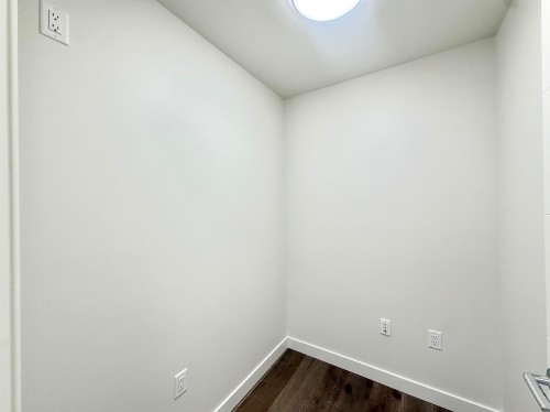 7923-Oak Street, Vancouver, BC 