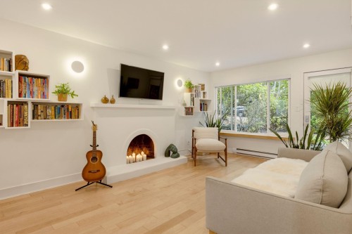 1762 15Th Avenue E, Vancouver, BC 