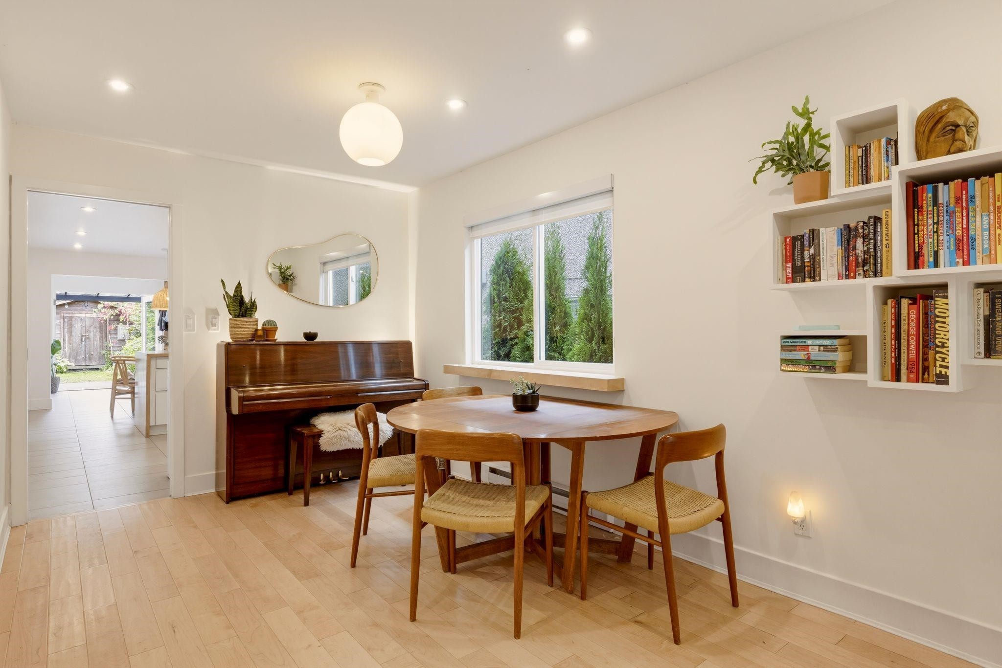 1762 15Th Avenue E, Vancouver, BC