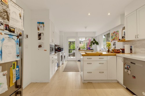 1762 15Th Avenue E, Vancouver, BC 