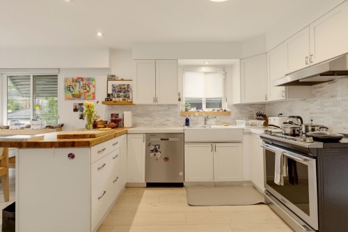 1762 15Th Avenue E, Vancouver, BC 