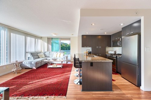 805-2232 Douglas Road  Burnaby, BC V5C 0G9
