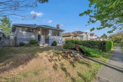 3631 Wellington Avenue  Vancouver, BC V5R 4Z4
