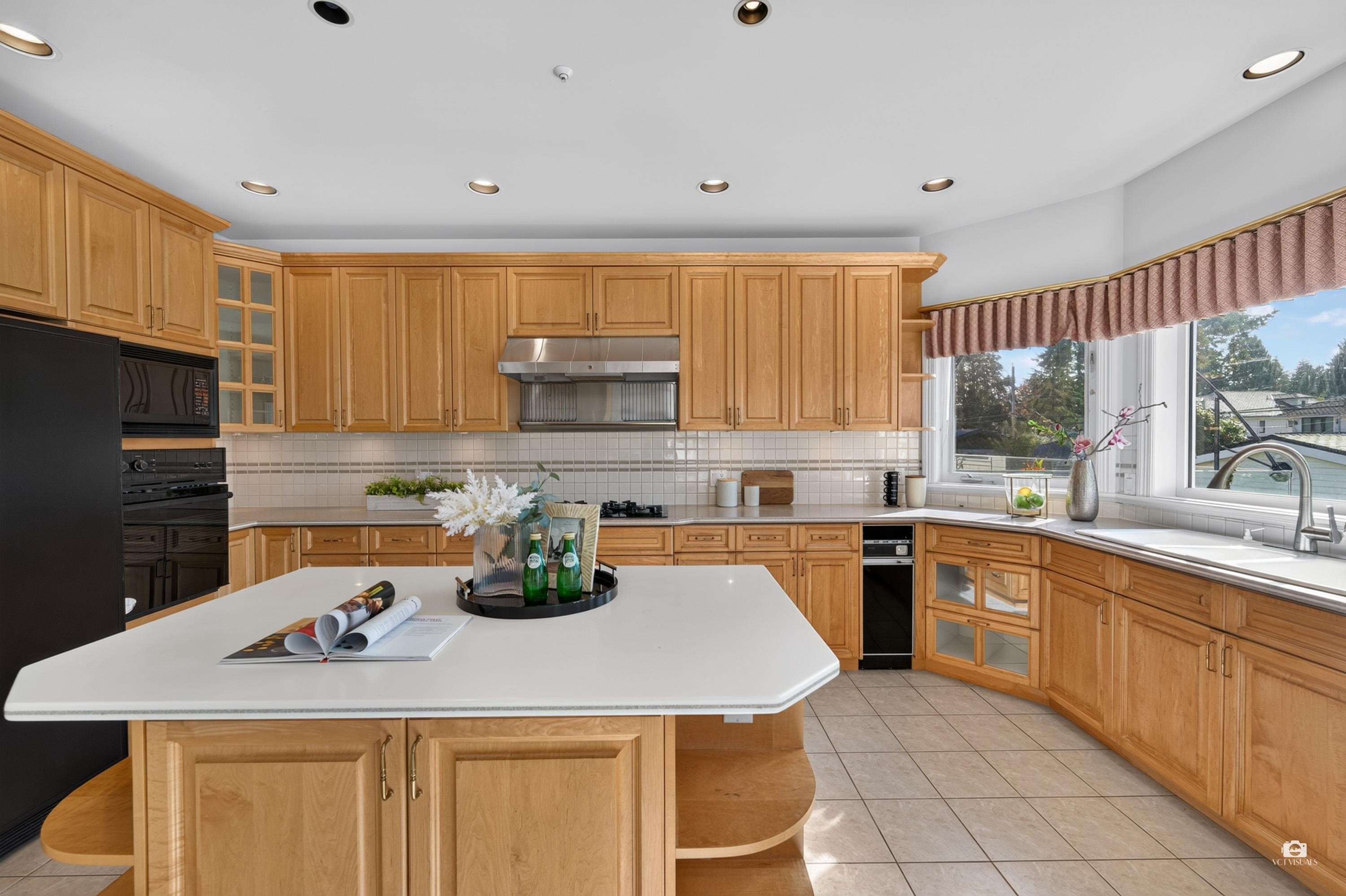3838 38Th Avenue W, Vancouver, BC