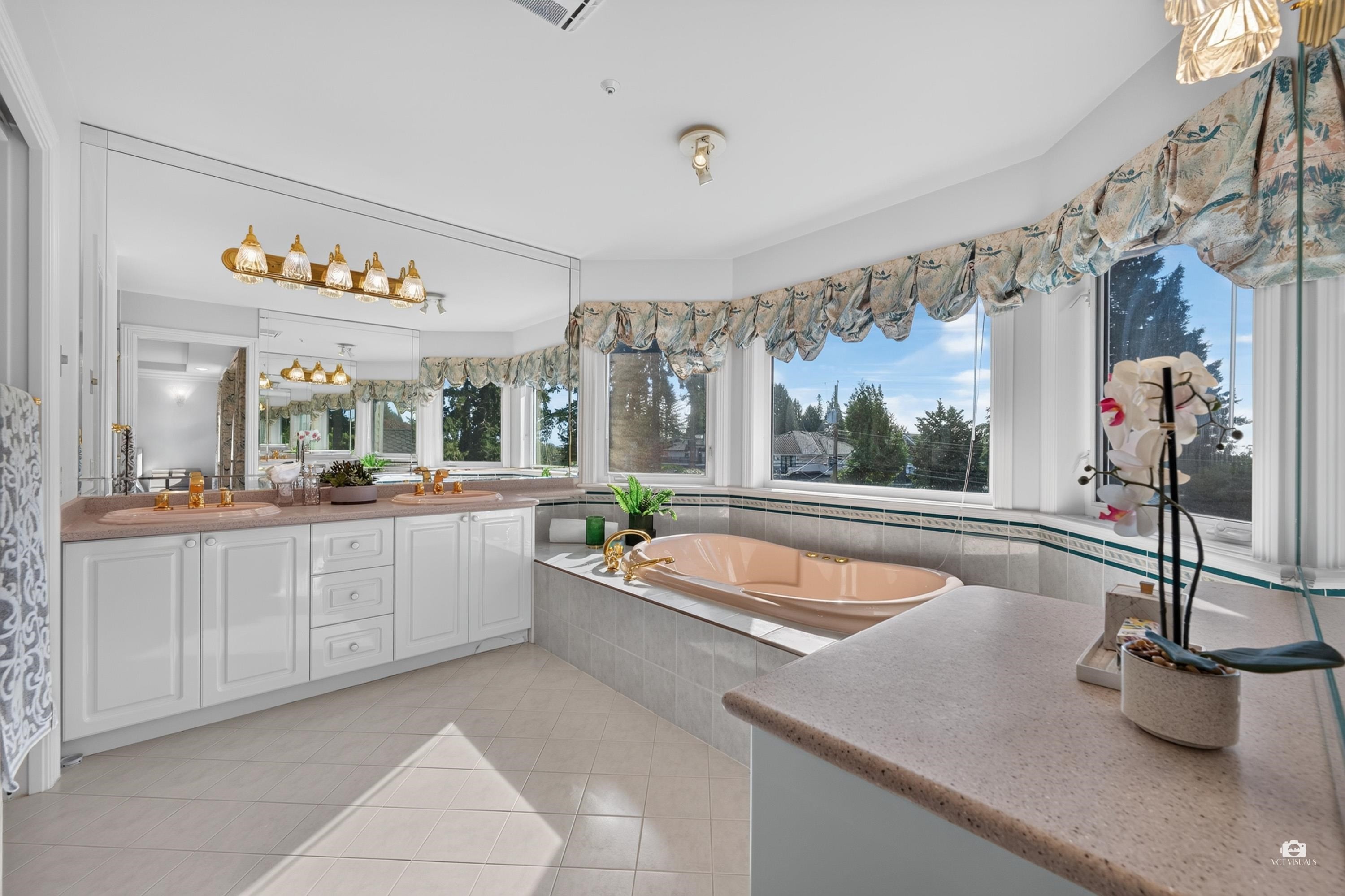 3838 38Th Avenue W, Vancouver, BC