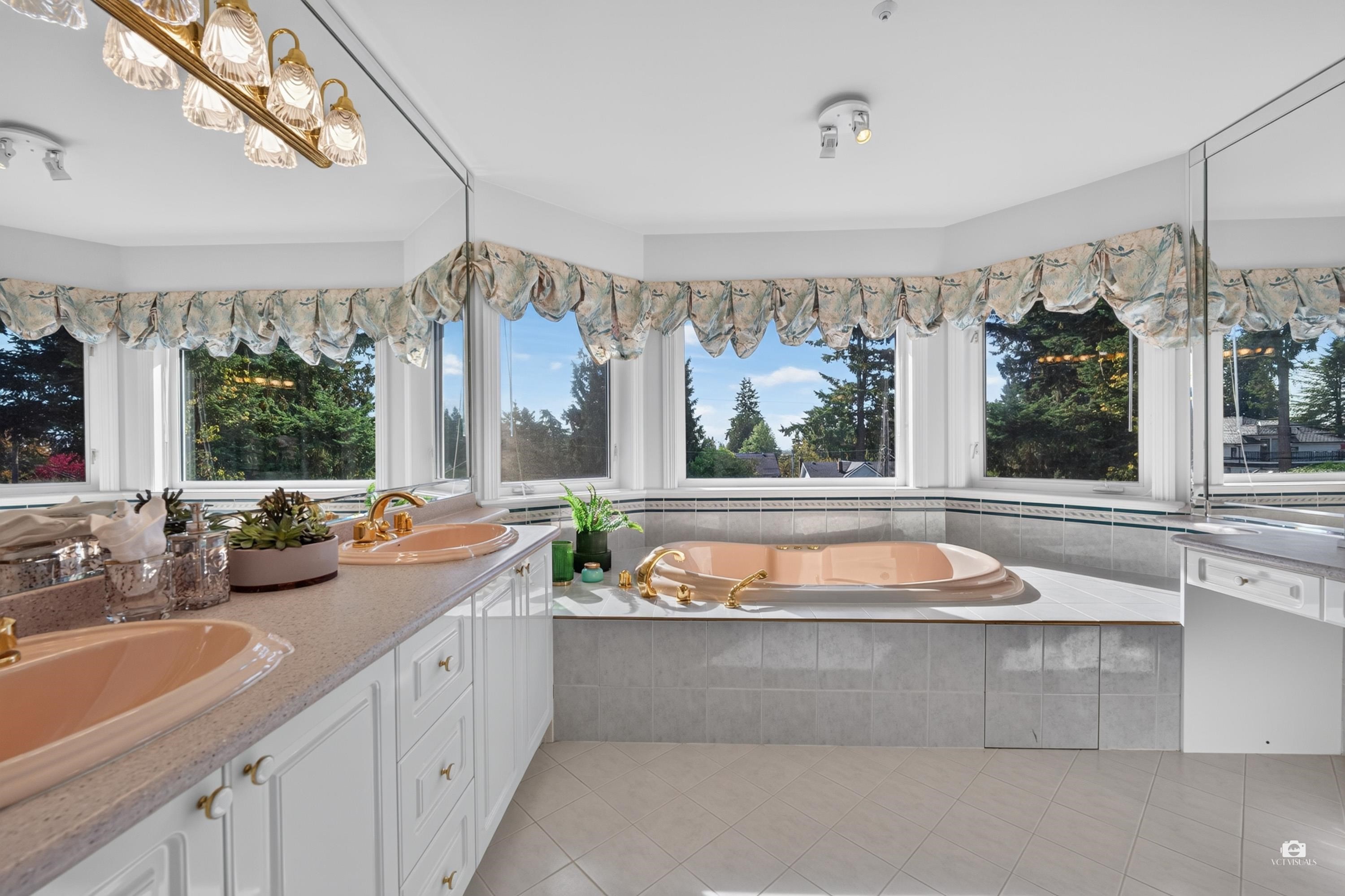 3838 38Th Avenue W, Vancouver, BC