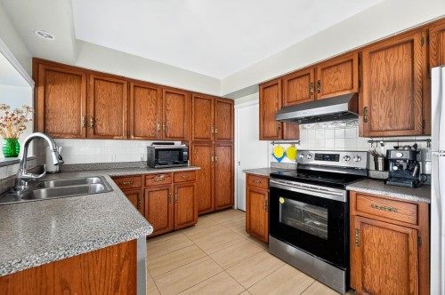 3232 16Th Avenue W, Vancouver, BC 