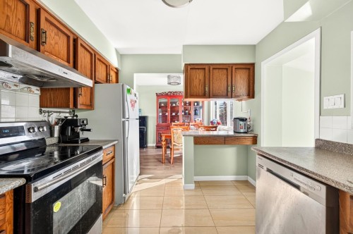 3232 16Th Avenue W, Vancouver, BC 