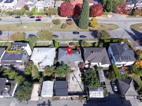 3232 16Th Avenue W, Vancouver, BC 