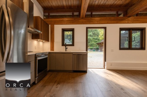 5363 Kew Cliff Road, West Vancouver, BC 
