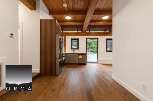 5363 Kew Cliff Road, West Vancouver, BC 