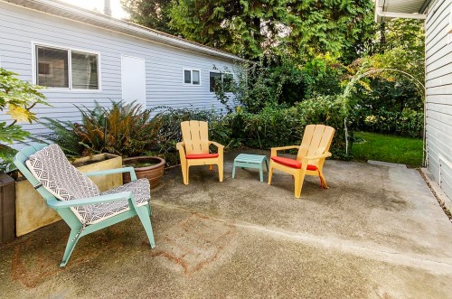 227 Tomahawk Avenue, West Vancouver, BC 
