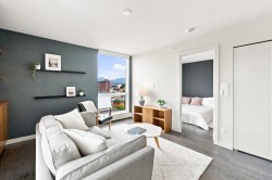 1006-189 Keefer Street  Vancouver, BC V6A 0C8