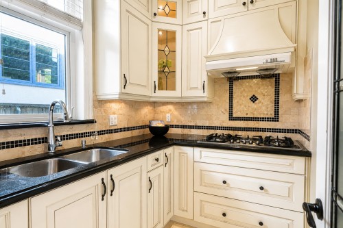 1657 58Th Avenue W, Vancouver, BC 