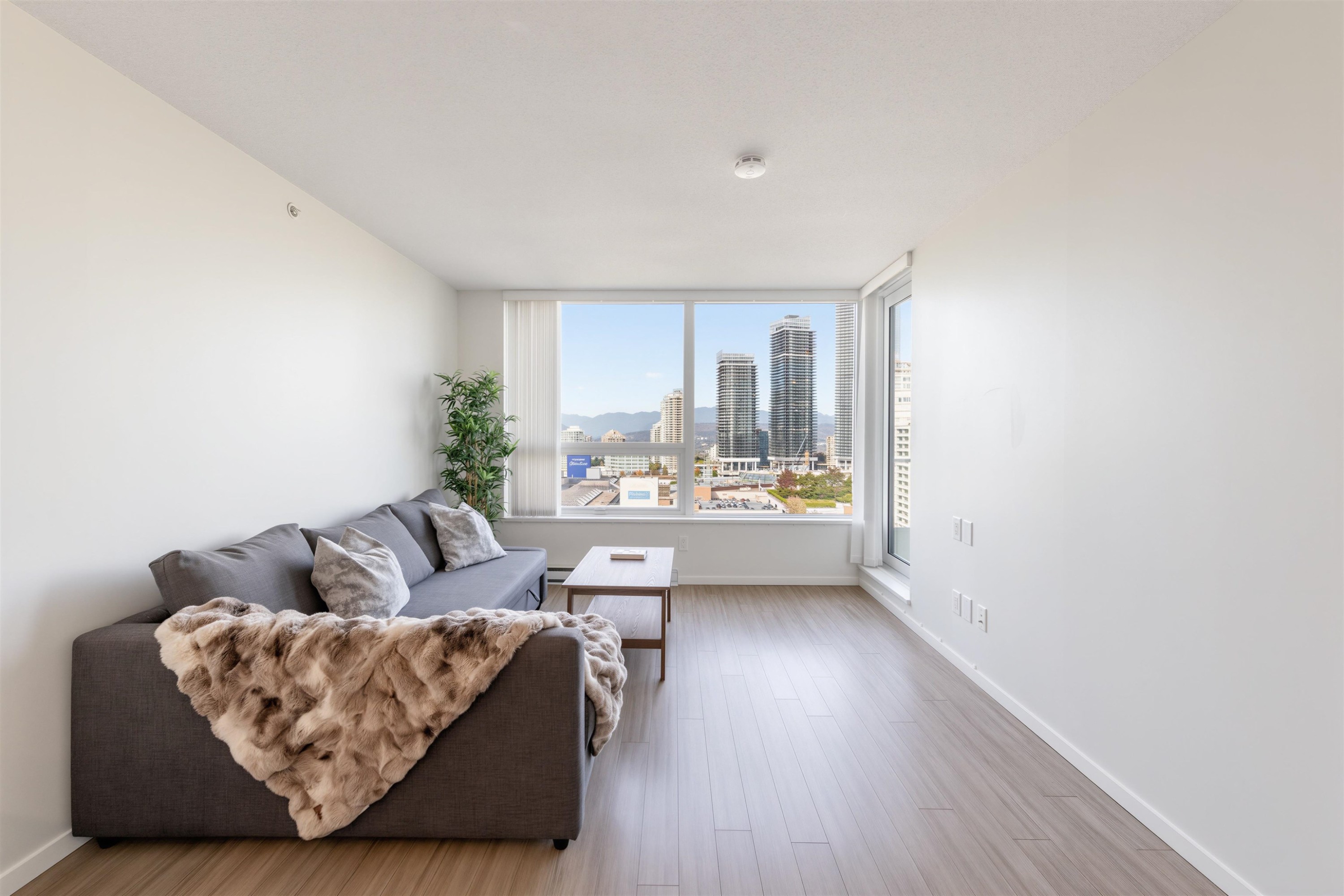 2008-6658 Dow Avenue, Burnaby, BC