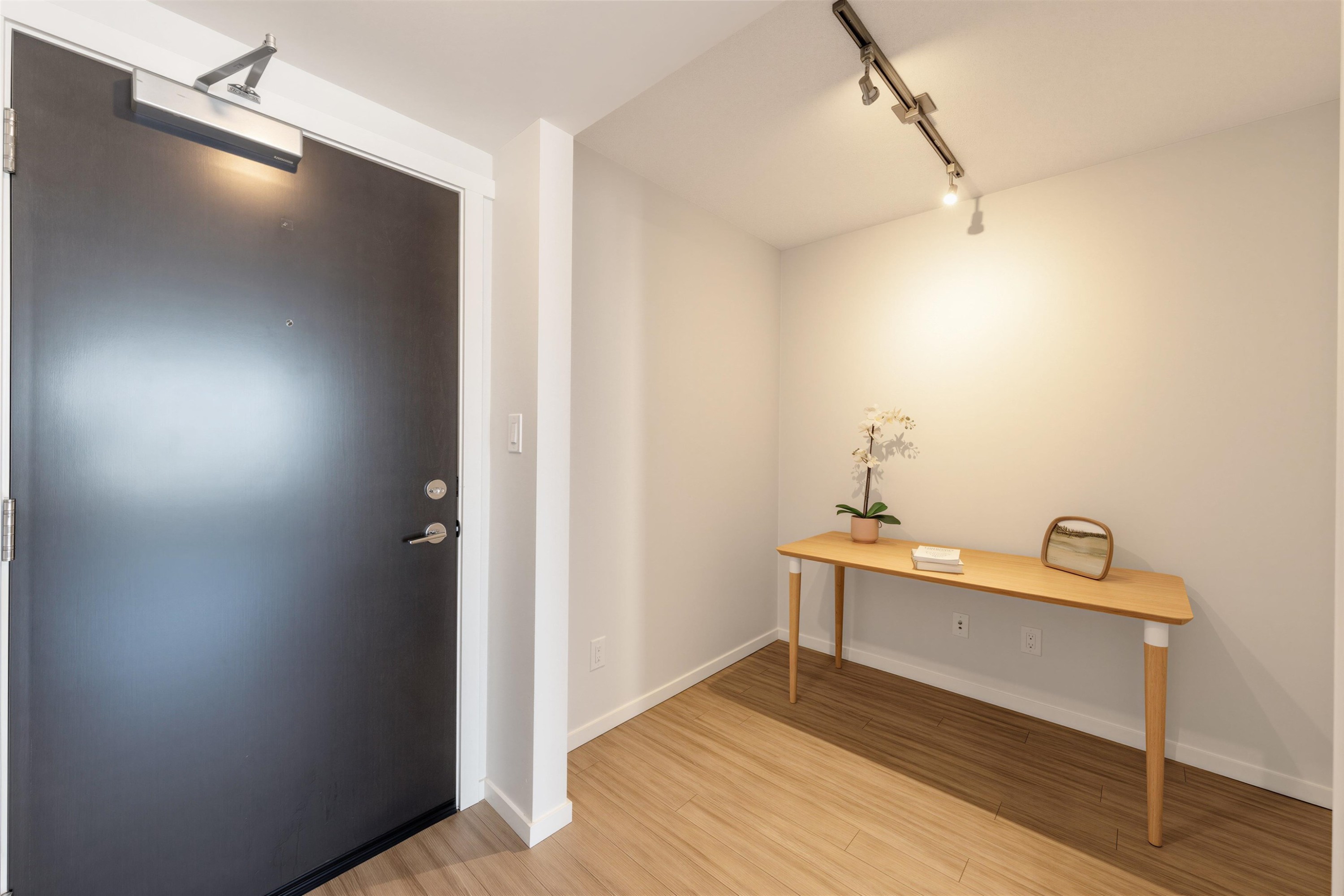 2008-6658 Dow Avenue, Burnaby, BC