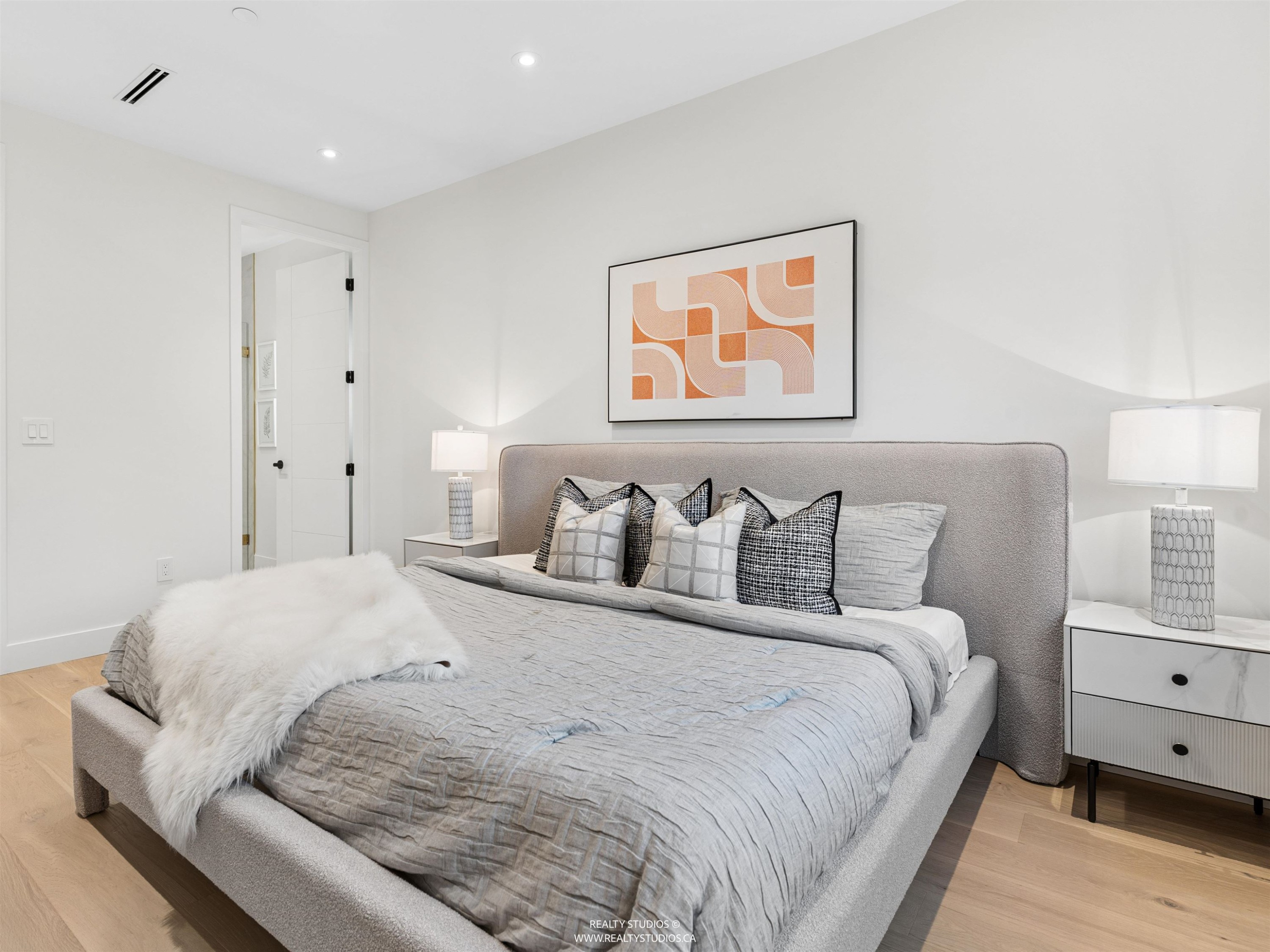 2543 2Nd Avenue E, Vancouver, BC