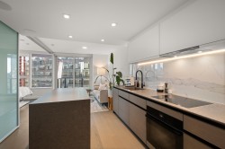 1404-620 Cardero Street  Vancouver, BC V6G 0C7
