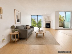 504-1159 Main Street  Vancouver, BC V6A 4B6