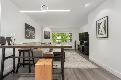 825 15Th Avenue W, Vancouver, BC 