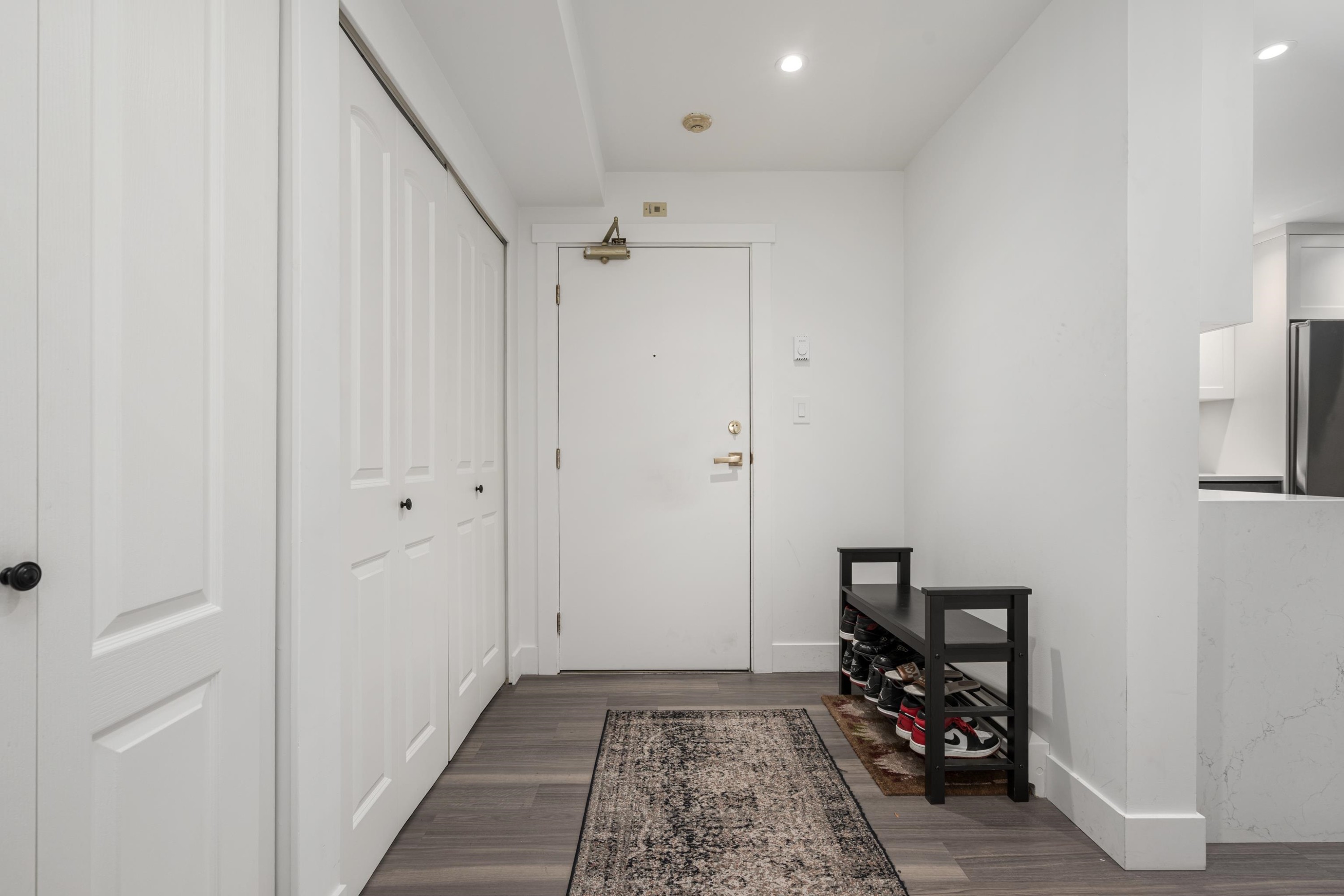 825 15Th Avenue W, Vancouver, BC
