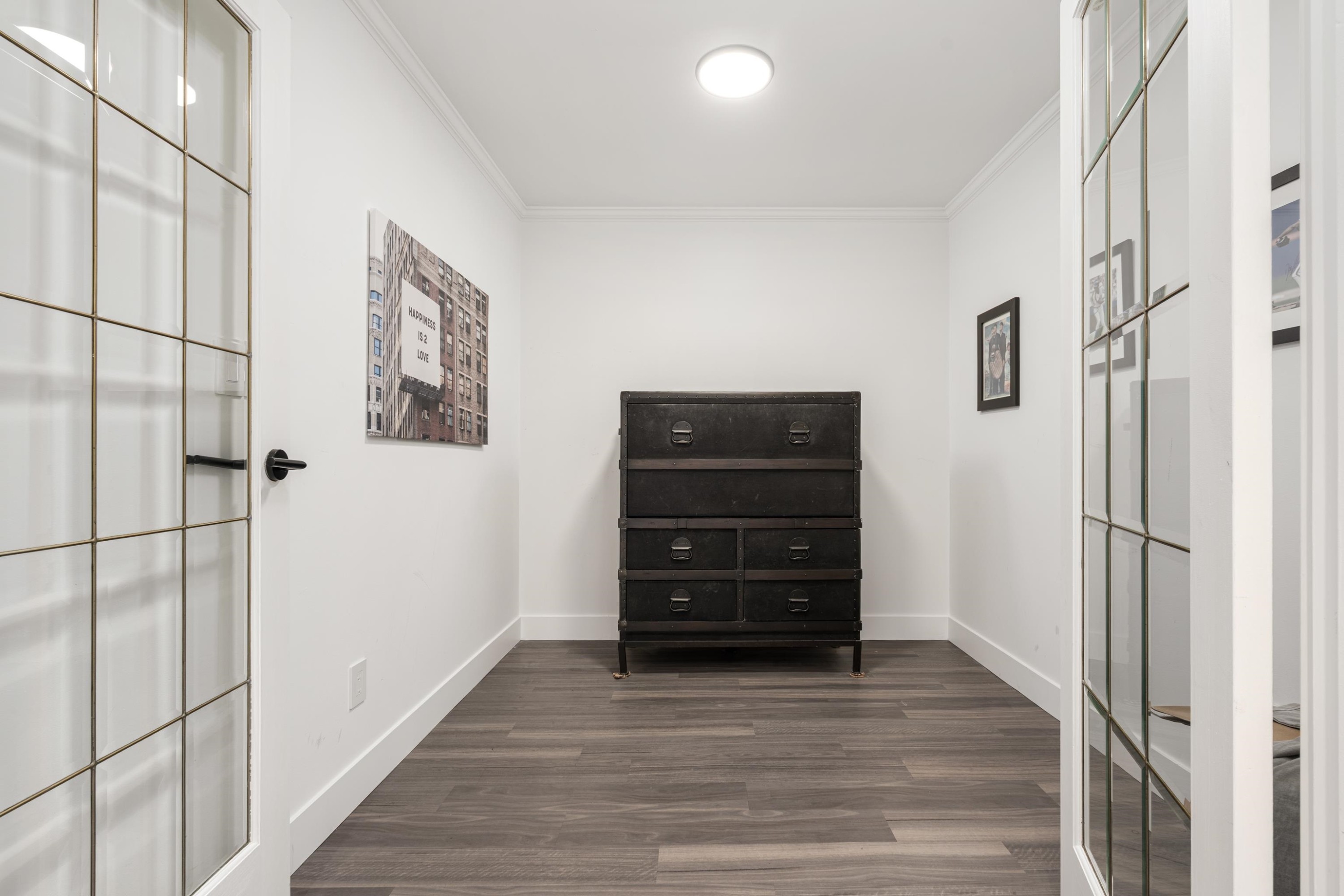 825 15Th Avenue W, Vancouver, BC