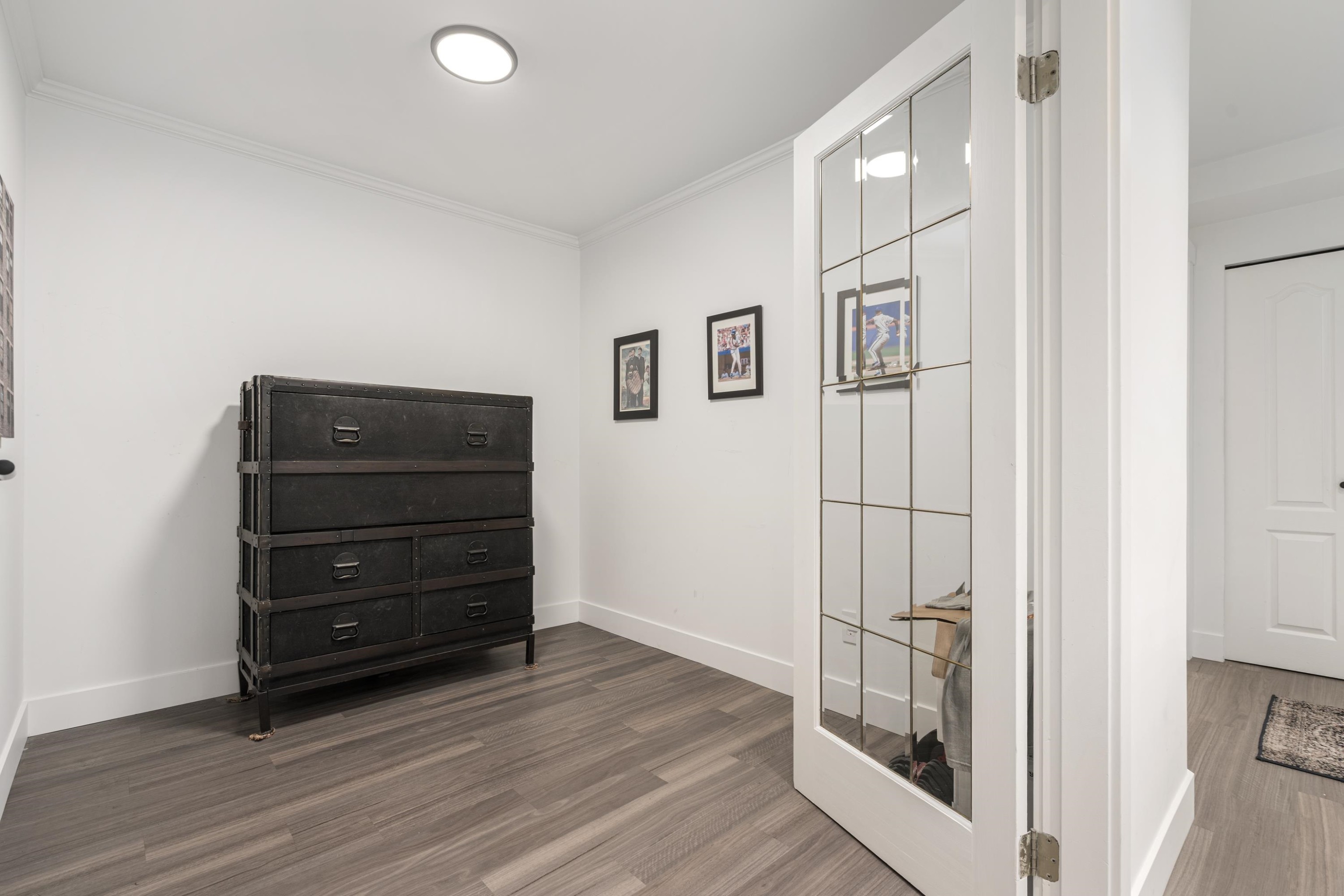 825 15Th Avenue W, Vancouver, BC