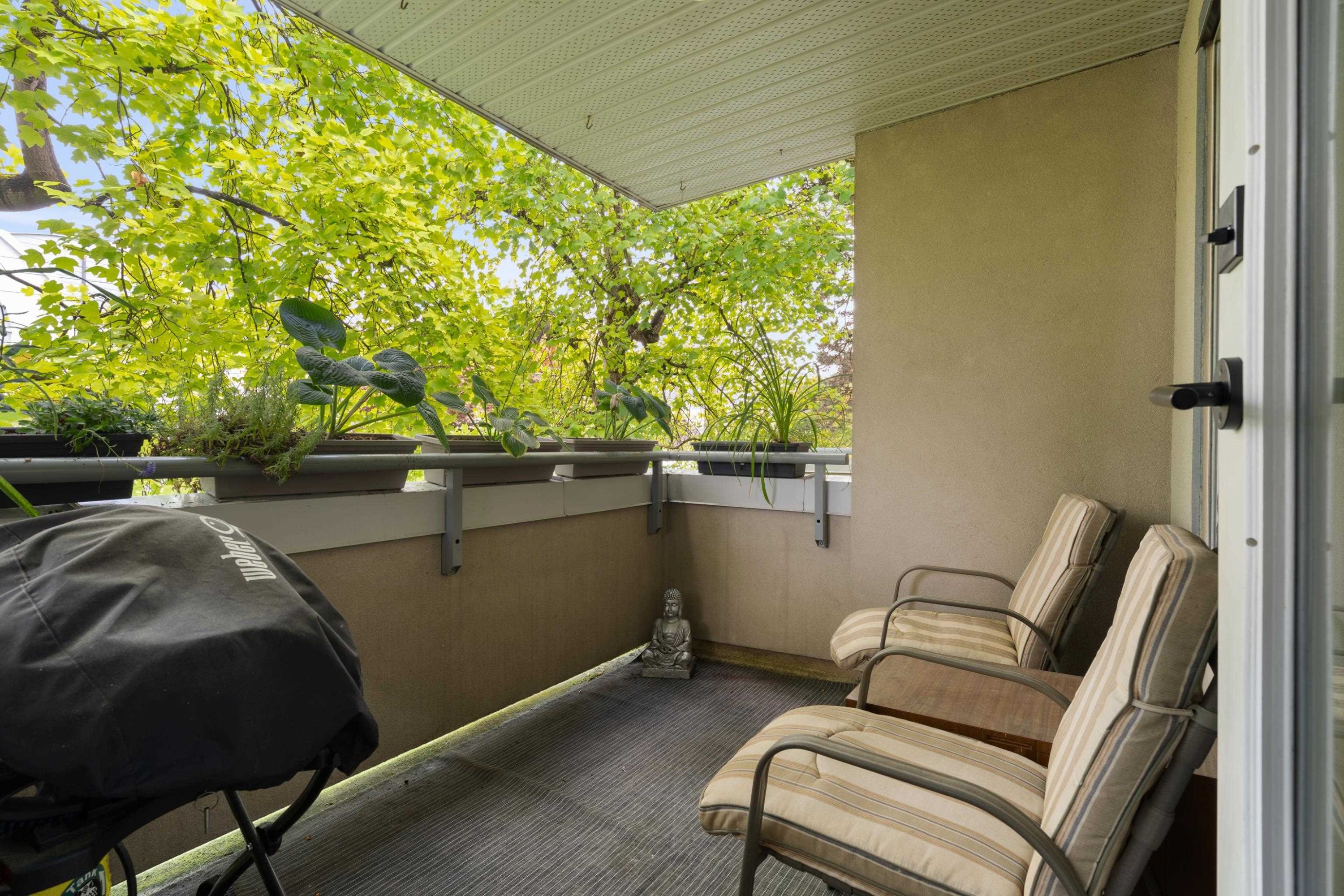 825 15Th Avenue W, Vancouver, BC