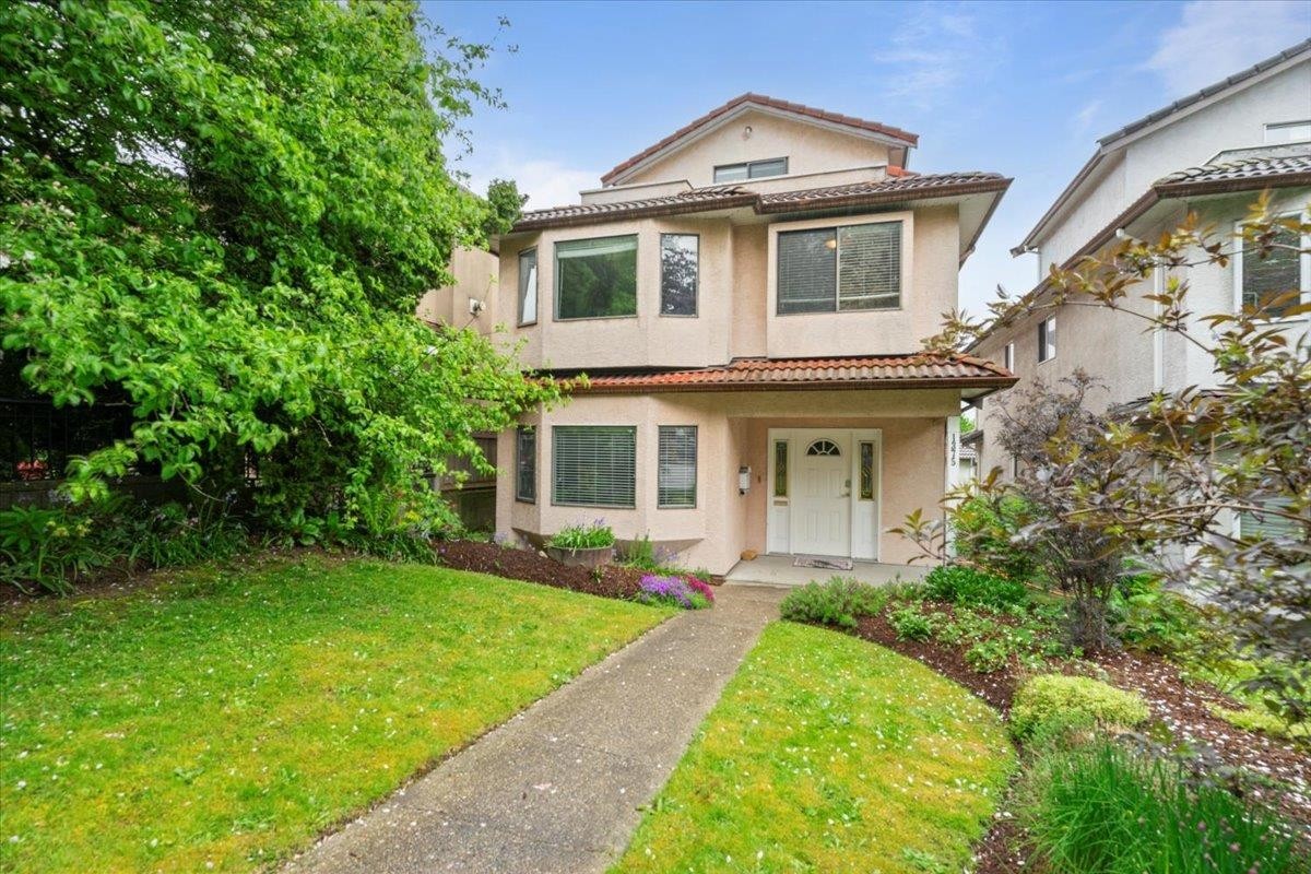 1375 18Th Avenue E, Vancouver, BC
