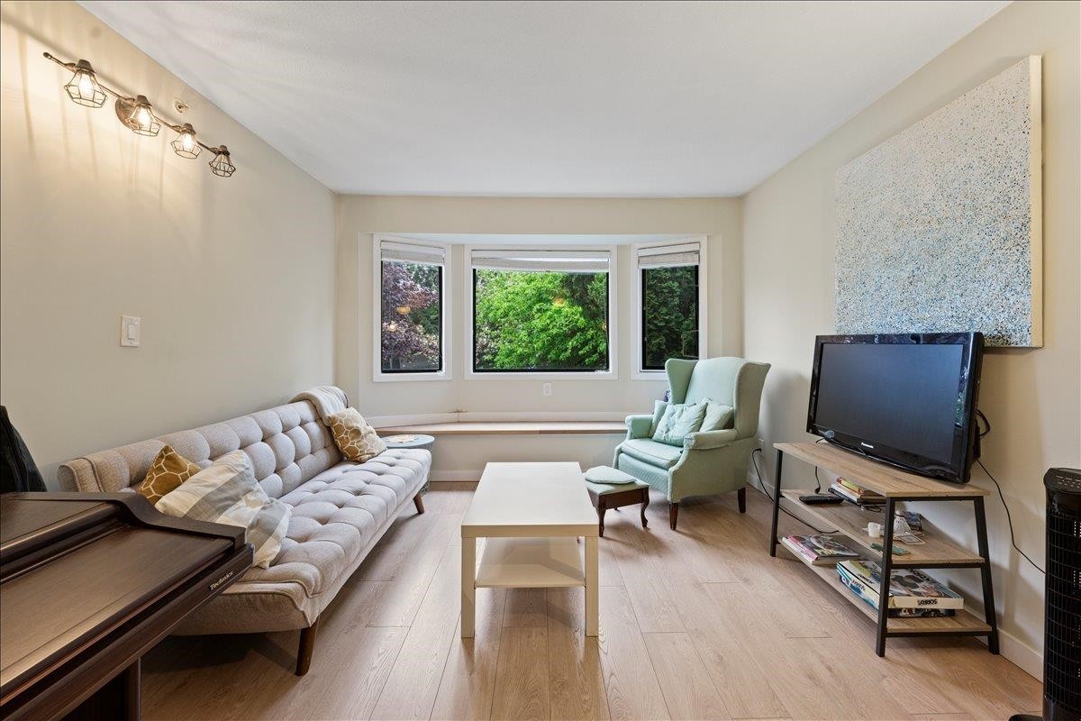 1375 18Th Avenue E, Vancouver, BC