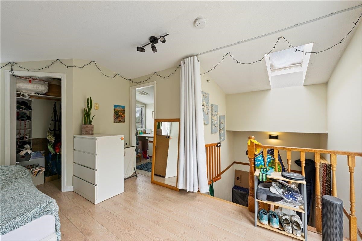1375 18Th Avenue E, Vancouver, BC