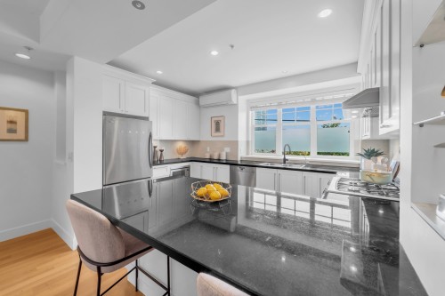 5603 Willow Street, Vancouver, BC 
