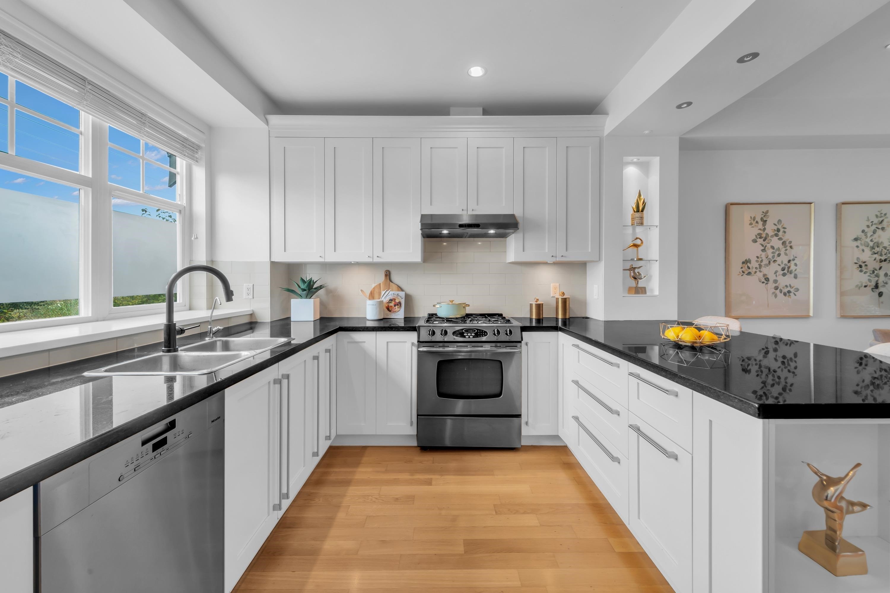 5603 Willow Street, Vancouver, BC