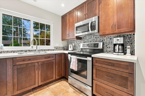 768 Browning Place, North Vancouver, BC 