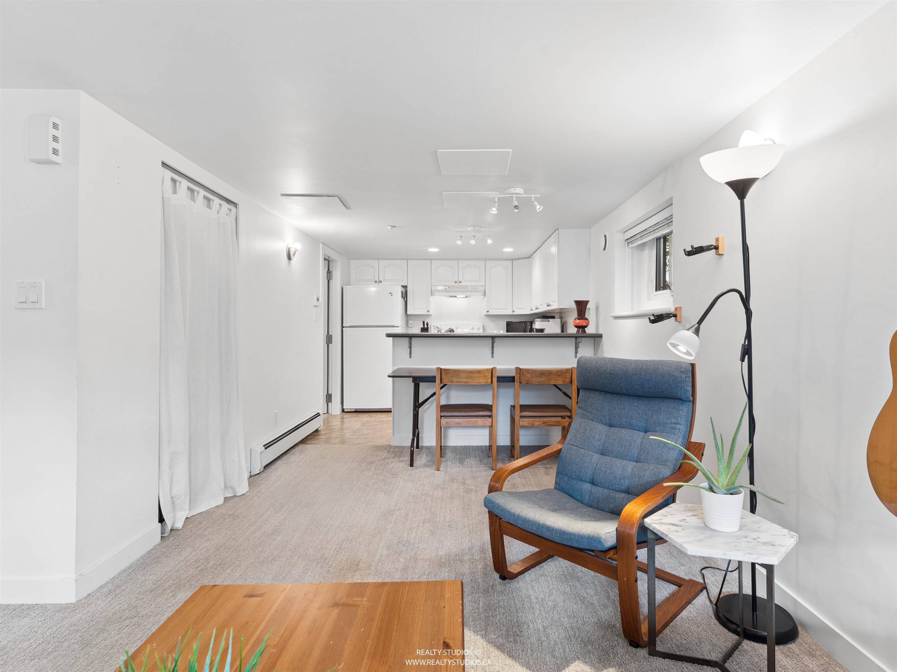 558 19Th Avenue W, Vancouver, BC