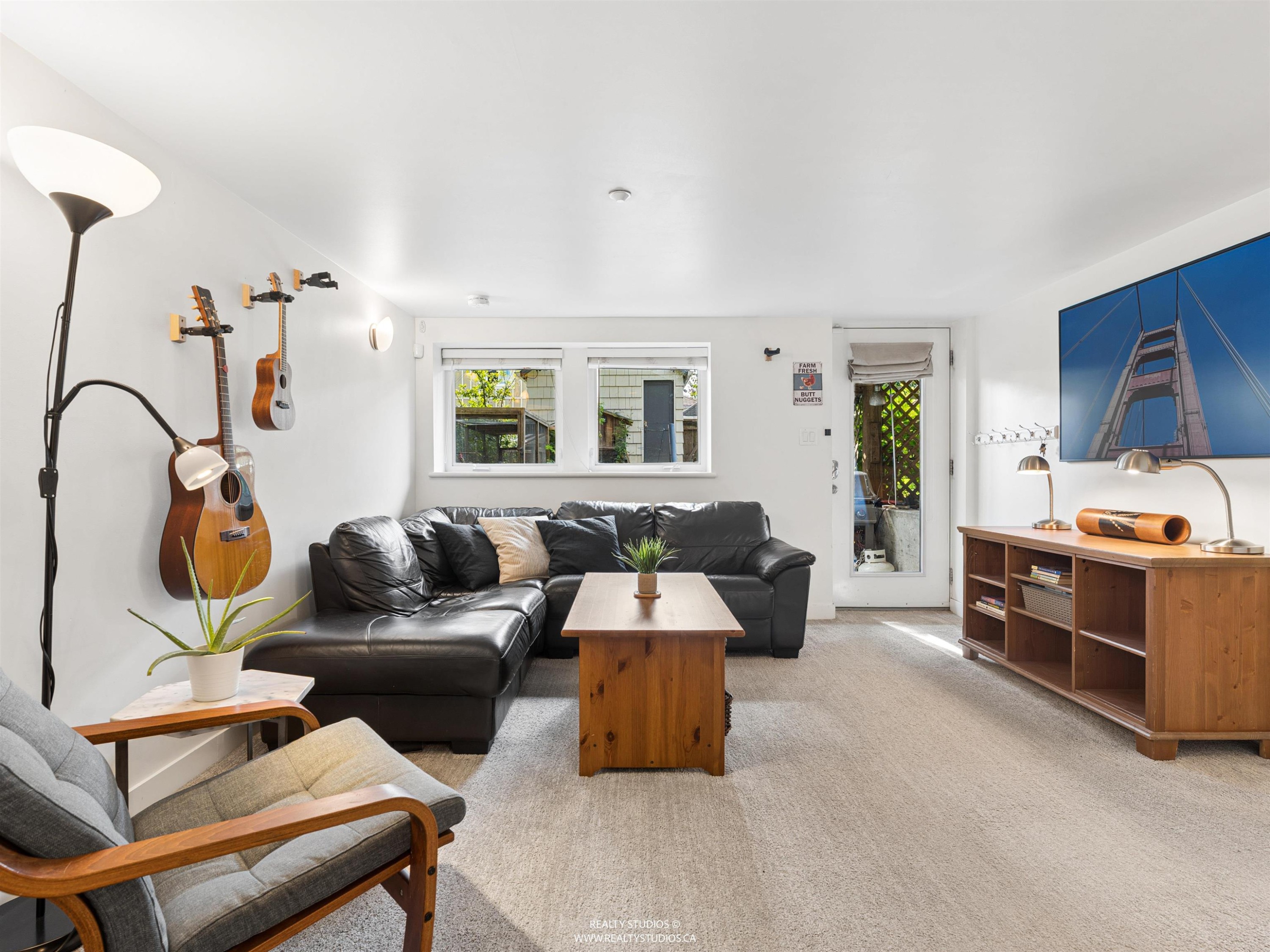 558 19Th Avenue W, Vancouver, BC
