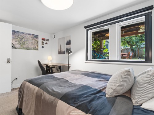 558 19Th Avenue W, Vancouver, BC 