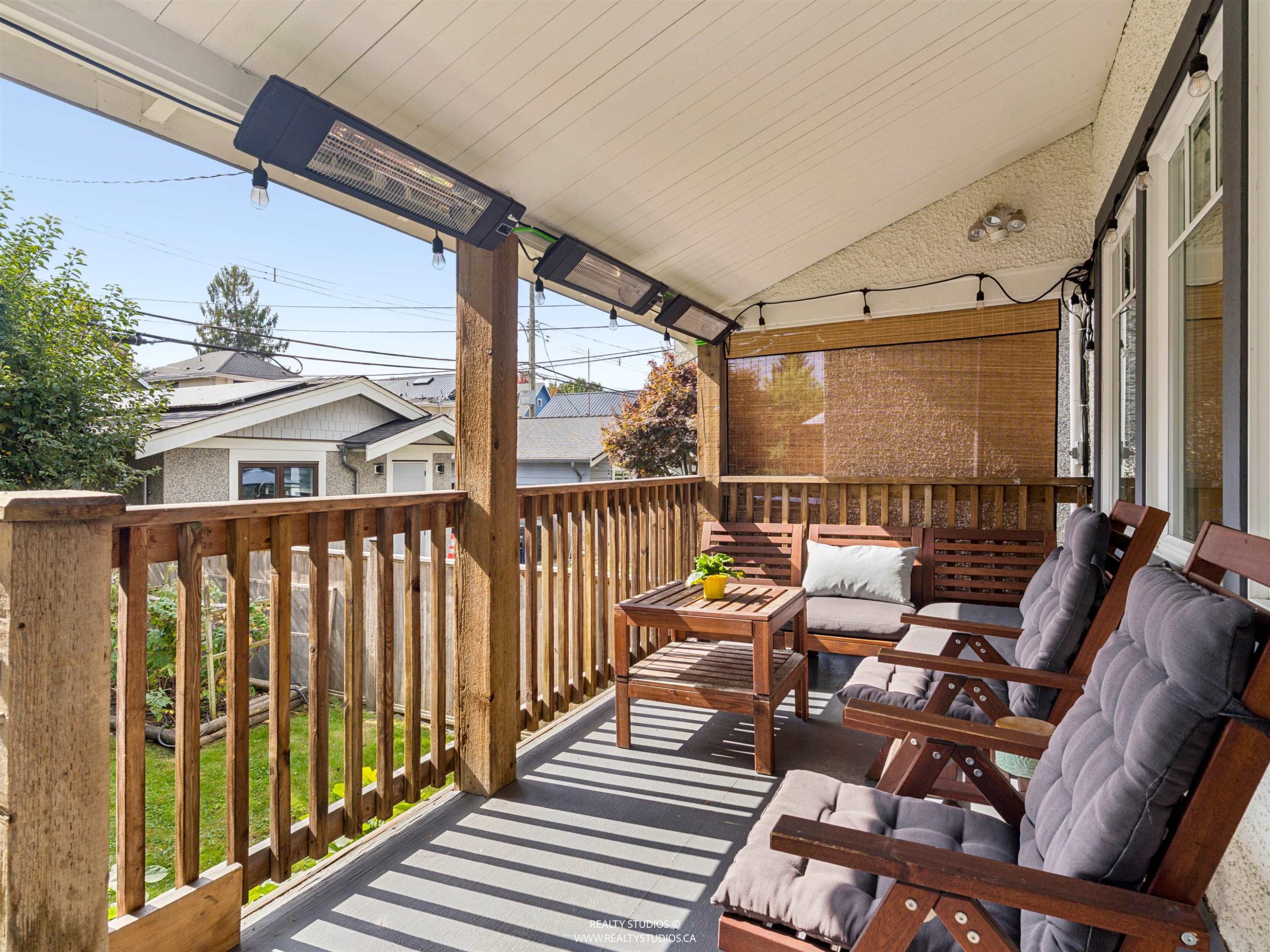 558 19Th Avenue W, Vancouver, BC