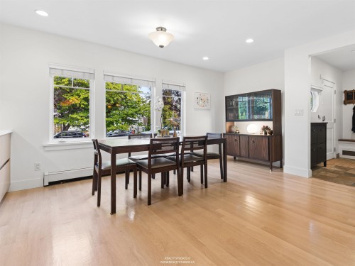 558 19Th Avenue W, Vancouver, BC 