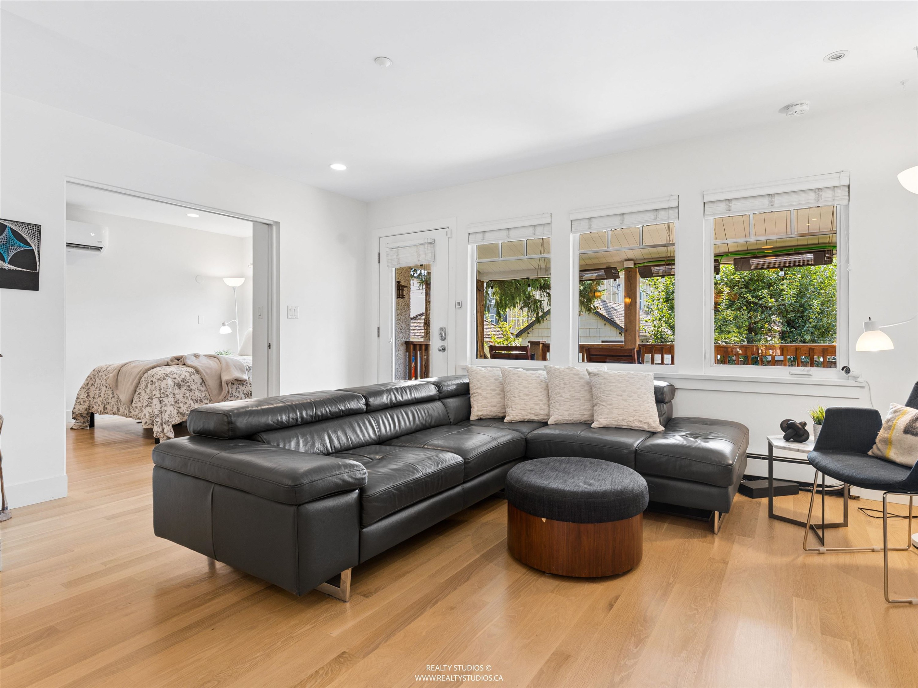 558 19Th Avenue W, Vancouver, BC