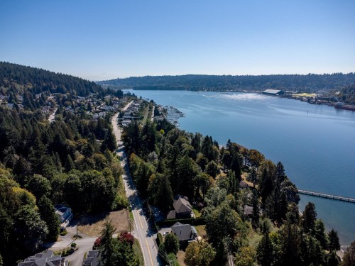 1678 Beach Avenue, Port Moody, BC 