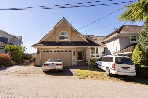 1678 Beach Avenue, Port Moody, BC 