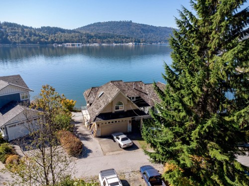 1678 Beach Avenue, Port Moody, BC 