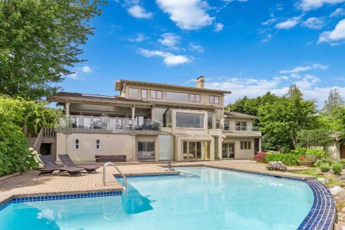 668 Beachview Drive, North Vancouver, BC 