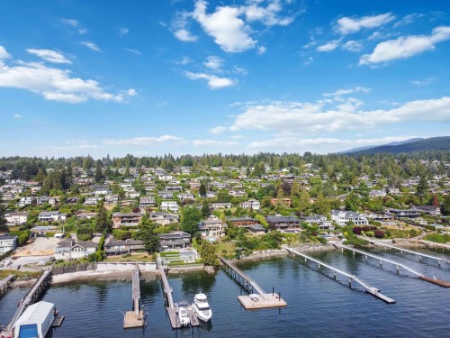 668 Beachview Drive, North Vancouver, BC 