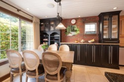 39-3939 Indian River Drive North Vancouver, BC V7G 2P6