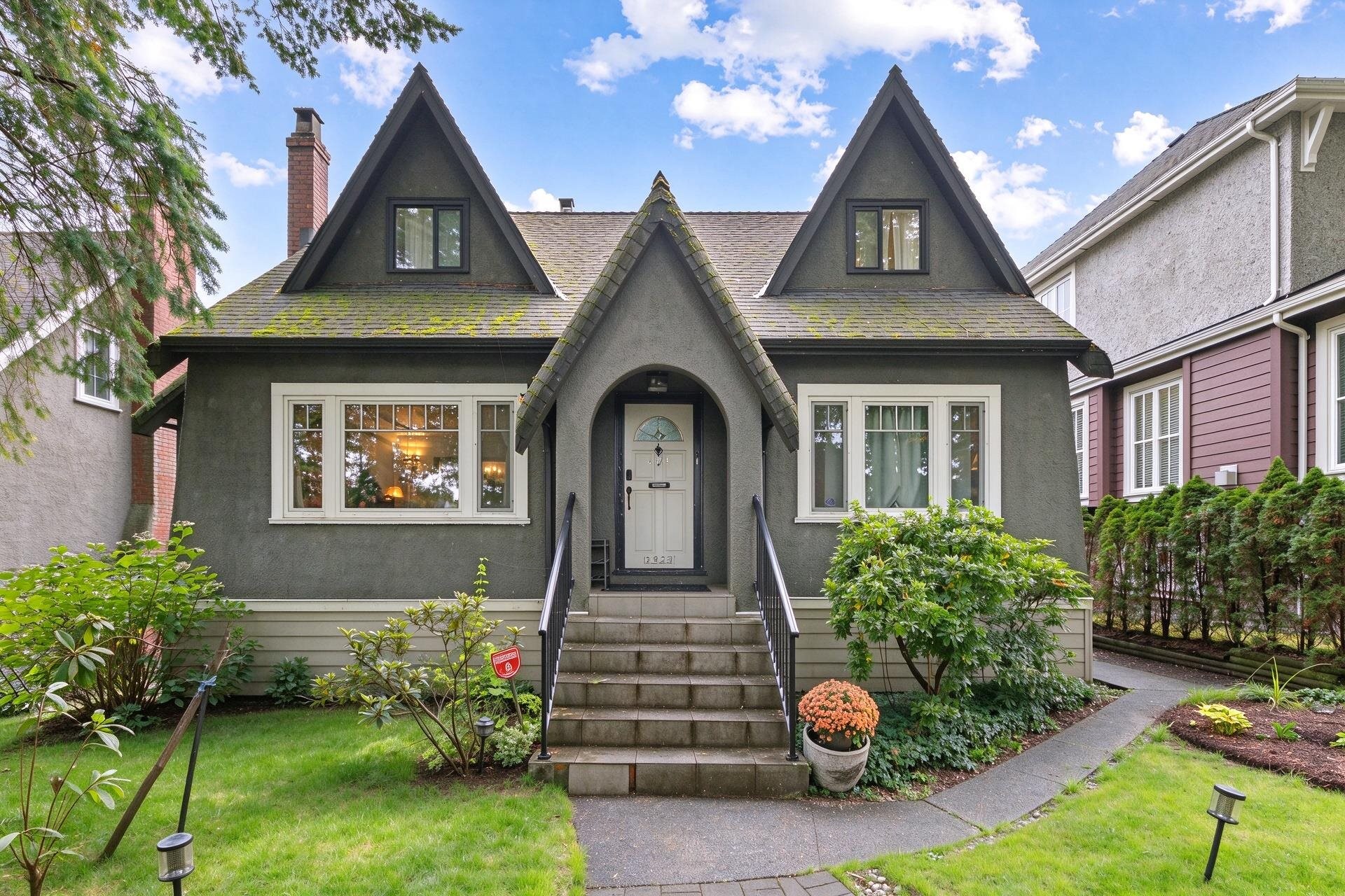 2923 32Nd Avenue W, Vancouver, BC