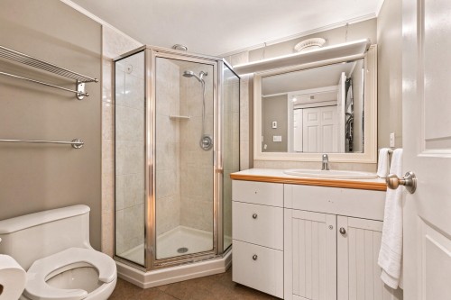 2923 32Nd Avenue W, Vancouver, BC 