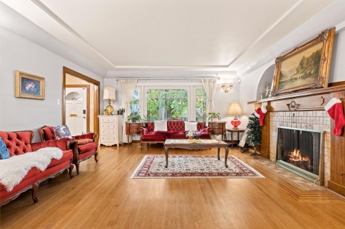 2923 32Nd Avenue W, Vancouver, BC 