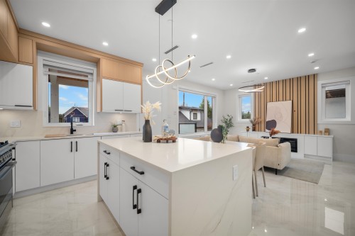 1554 66Th Avenue W, Vancouver, BC 